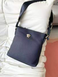 Picture of Versace Mens Bags _SKUfw146929647fw